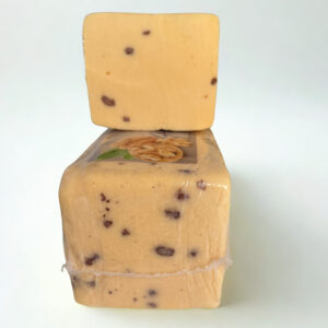 Ser dojrzewający Hipokryta z orzechami włoskimi